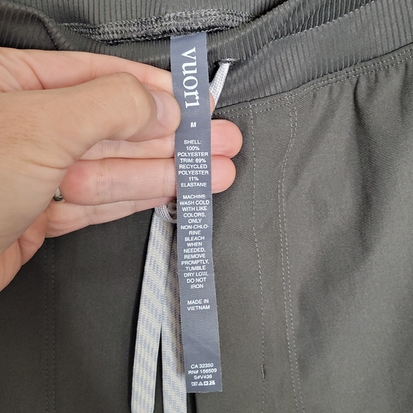 Vuori M Joggers with Pockets - Picture 5 of 7